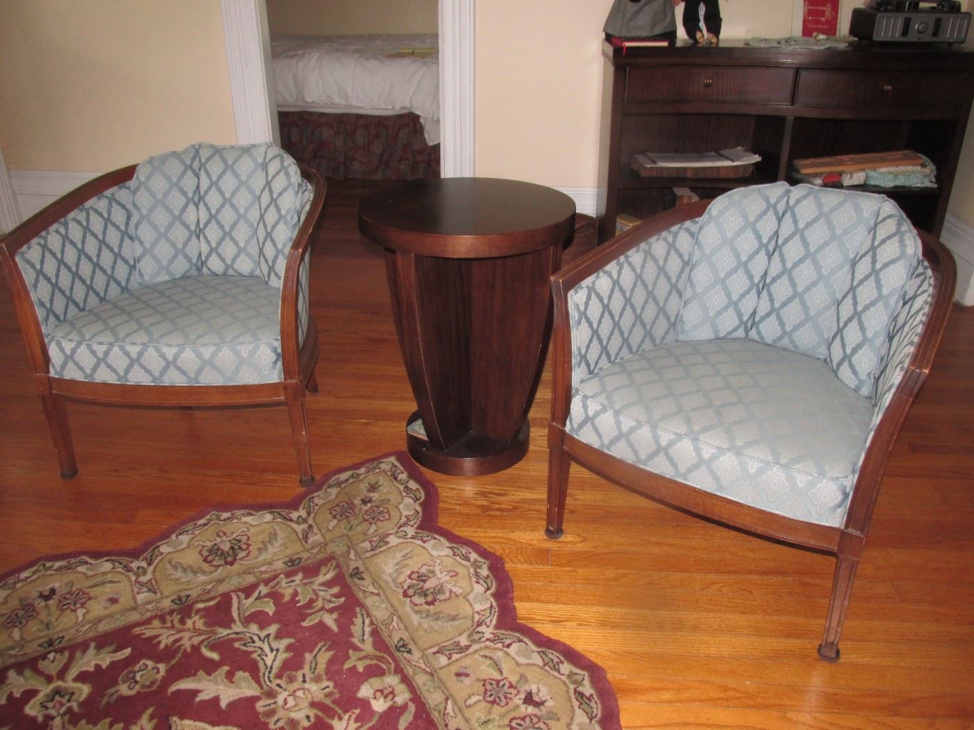 Antique Appraisers Living Estate Sale starts on 8/18/2023