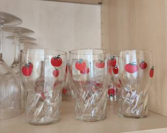 Vintage 'Tomatoe' Design Juice Glasses 10 pieces - $20