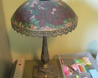 Table lamp
