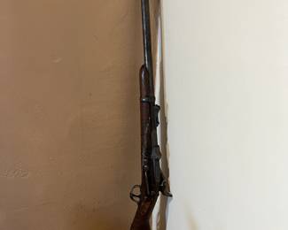 US Springfield 1873 Trapdoor .45-70 Rifle M1873	40 inches long	
