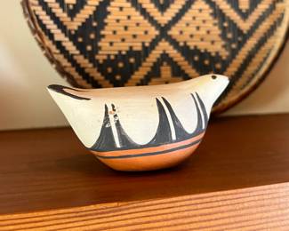Acoma Pueblo Pottery Bird Native American Signed GG	2 inches high	
