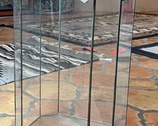 20in Custom Glass Display Case 8 Sided 	20.55 13 x 12.in	
