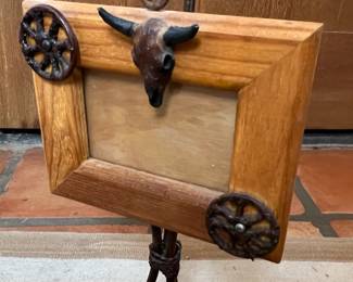 Rustic Western Iron & Wood Frame	18 inches high	
