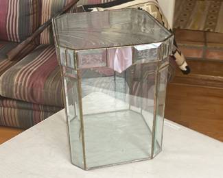 15in Custom Glass Display Case 065	15 x 11.75 x 11.75.in	HxWxD
