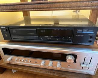 Sony Cdp-370 CD Player		
