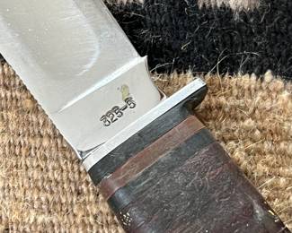 Case XX 325-5 Hunter Knife		
