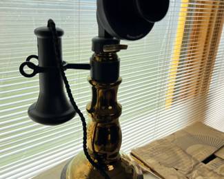 Jim Beam Decanter Antique Telephone		
