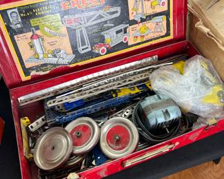 Erector 6 1/2 Electric Engine Set		
