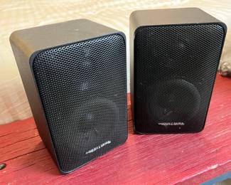 Realistic Minimus 77 Speakers		
