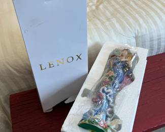 Lenox Winter Angel 1999		
