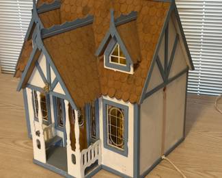 Miniature Doll house		
