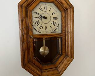 Howard Miller Wall Clock		
