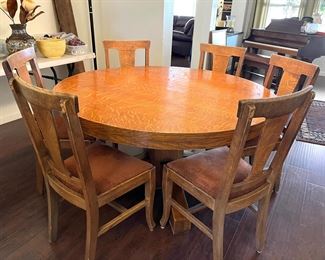 Tiger oak table