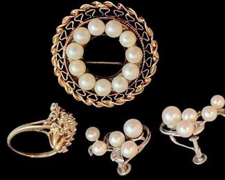 Gold and Pearl Jewelry