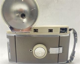 Vintage Polaroid Model 800 Camera