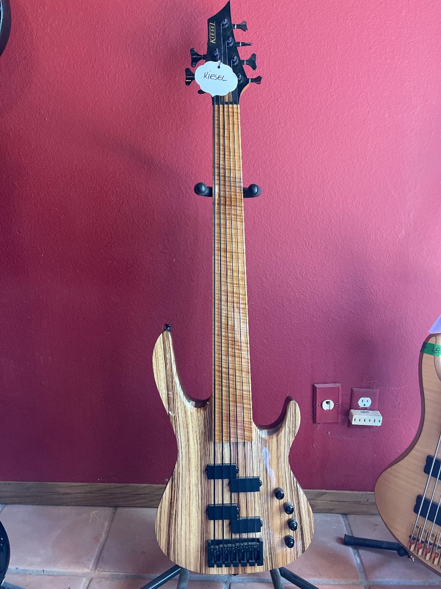 50 Off Sandy’s Estate Liquidators Guitars... starts on 9/13/2023