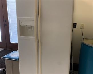 GE Profile, 36” White Side-by-Side Refrigerator/Freezer 