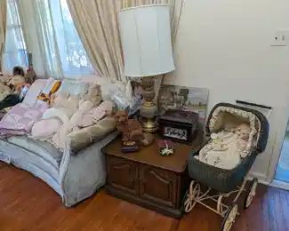 Wicker baby buggy, vintage doll.