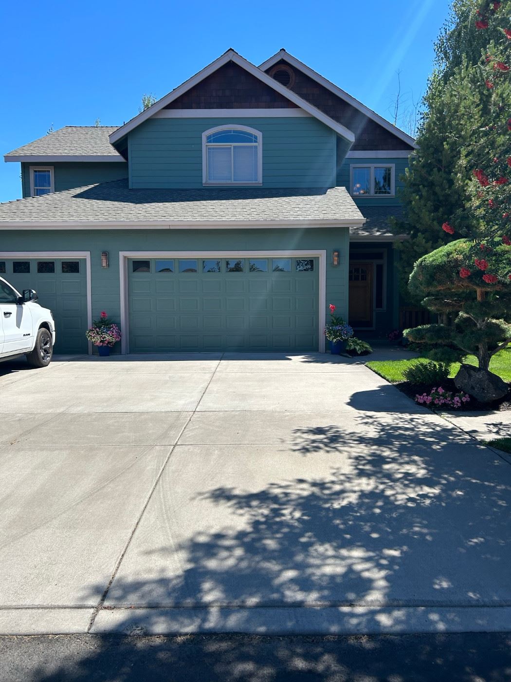 The Todd Estate Sale in Bend, OR starts on 8/17/2023