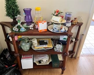 Accent Table Curved Sides 