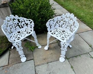 Outdoor Cast Iron Grape Vine Set