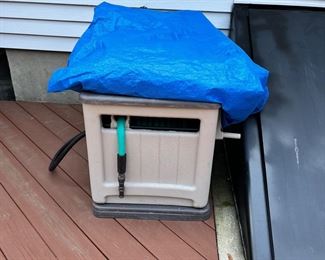 Outdoor Hose Box w Hose 