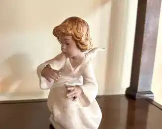 LLADRO "Seaside" Figurine in GRES Finish with Original Box