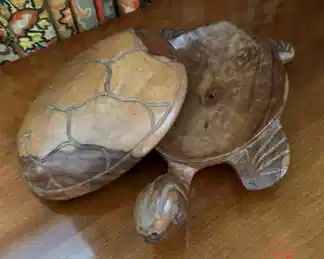 Hand Carved Covered Wood Turtle Dish