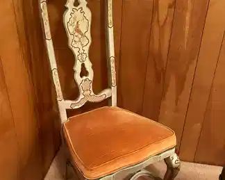 Drexel Heritage Table with Drexel Heritage Sketchbook Collection Chairs