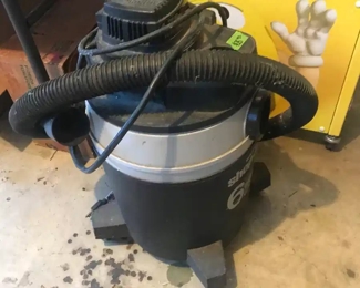 An old but working Shop-Vac