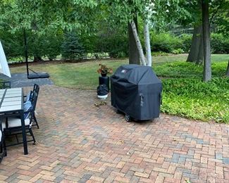 Weber grill 1 yr 1/2 old