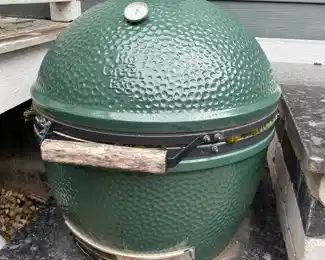 Big Green Egg XL Charcoal Kamado Grill & Smoker ~(Retails $1,500)