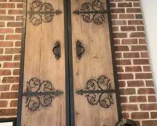 Large decorative door decor ~