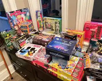 TONS OF GAMES!