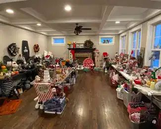 A room full of cool Halloween & Christmas decorations ~