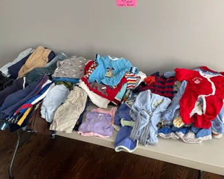 Tons of boy baby clothes~