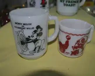 Mickey  and circus mugs 