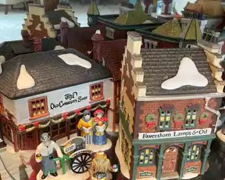 Department 56 Dickens Village Collection 