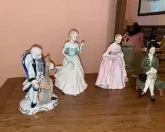 Royal Doulton Collection 