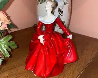 Royal Doulton Collection 