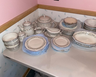 Royal Doulton Woodland Glade Set