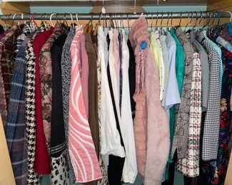 Nice Women’s Clothing 