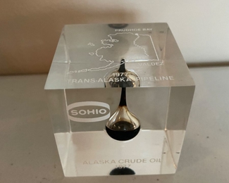 1977 Alaska Crude Oil Prism