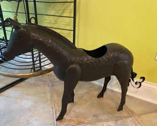 Metal horse