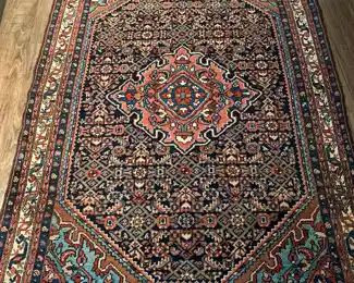 Wool rug 4’4” x 6’4” 