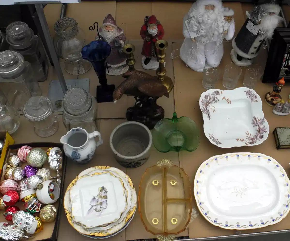 Estate Sale with Antiques in ster, NY starts on 8/18/2023