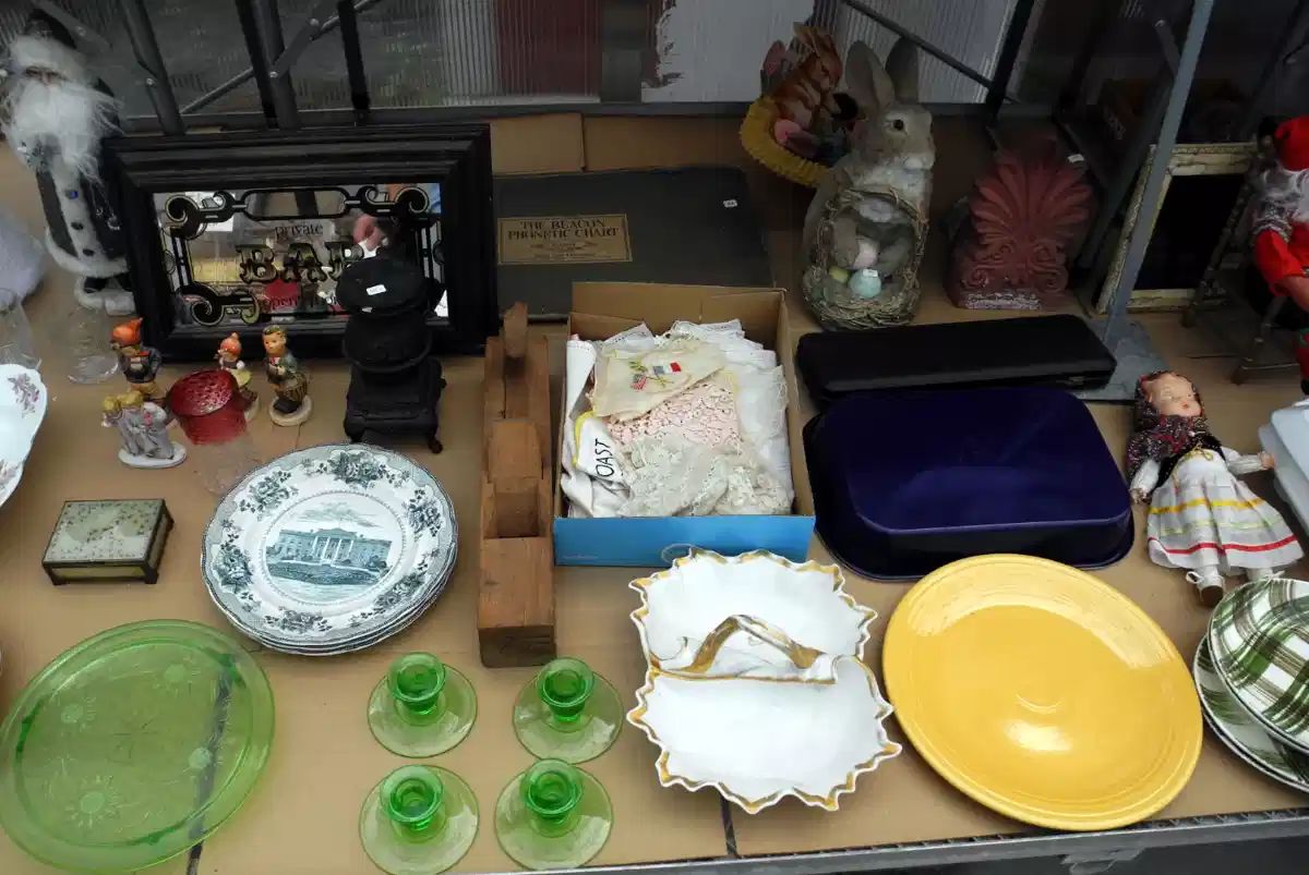 Estate Sale with Antiques in ster, NY starts on 8/18/2023