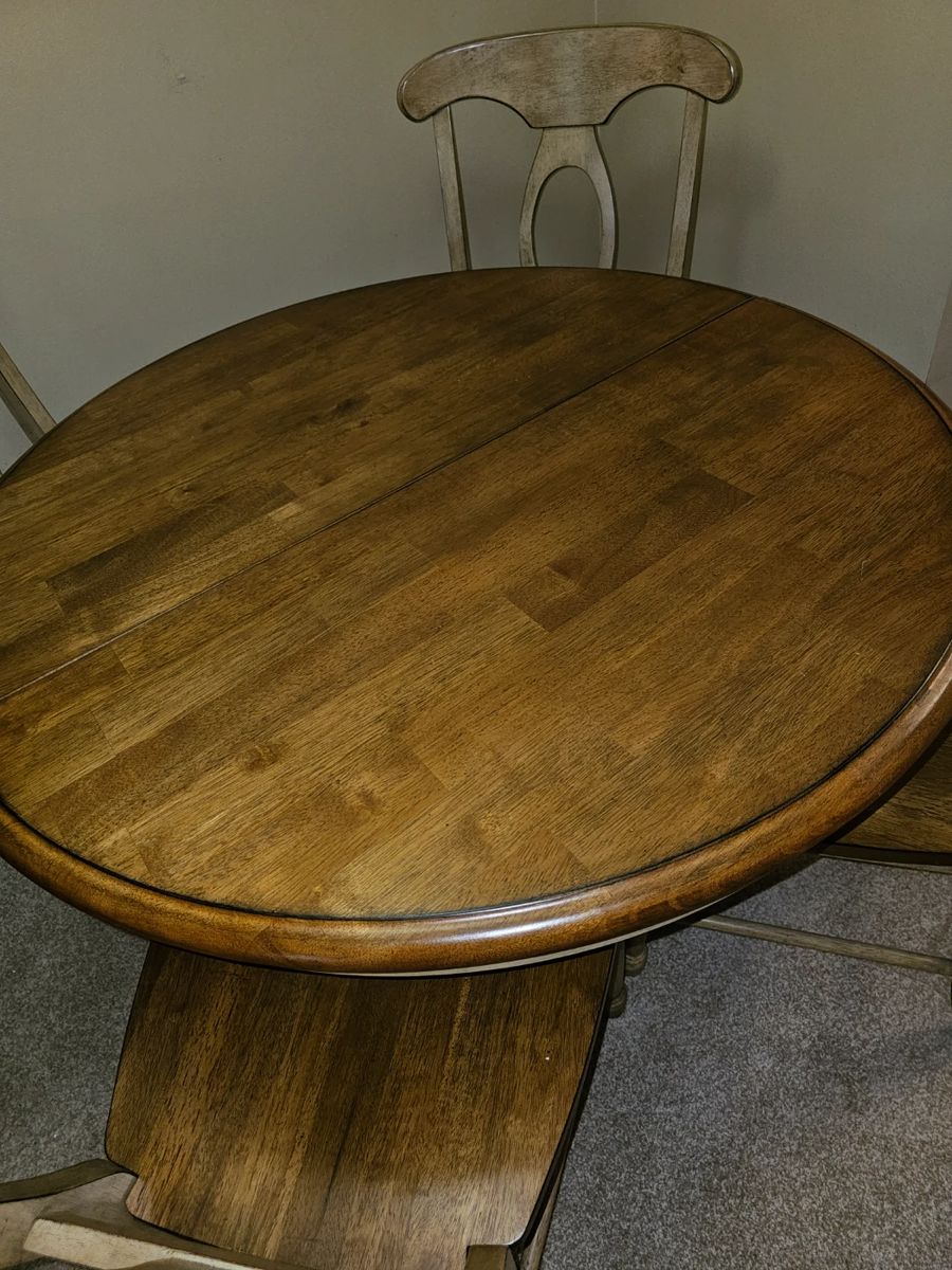 50 OFF Grosse Ile Estate sale! starts on 9/1/2023