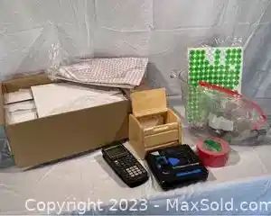 wfolded boxes and office supplies6081 t