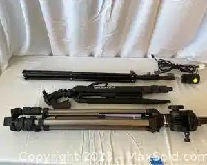 wthree photo tripods and webcam7681 t